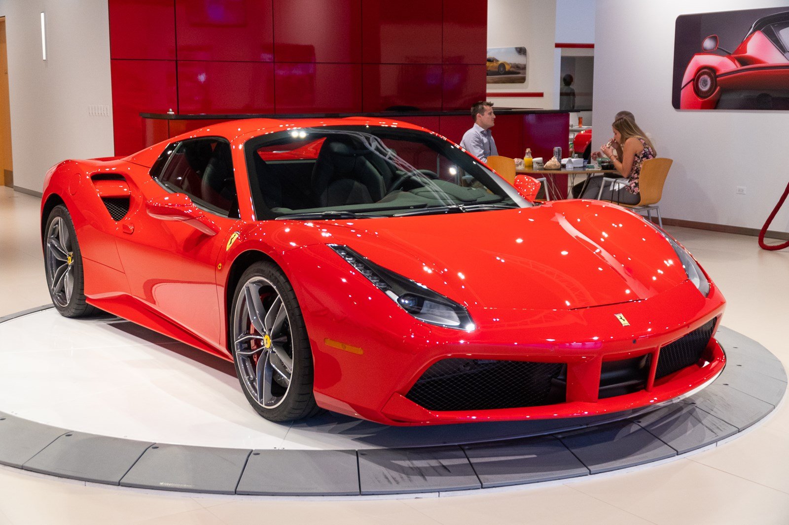 2018 ferrari 488 spider horsepower